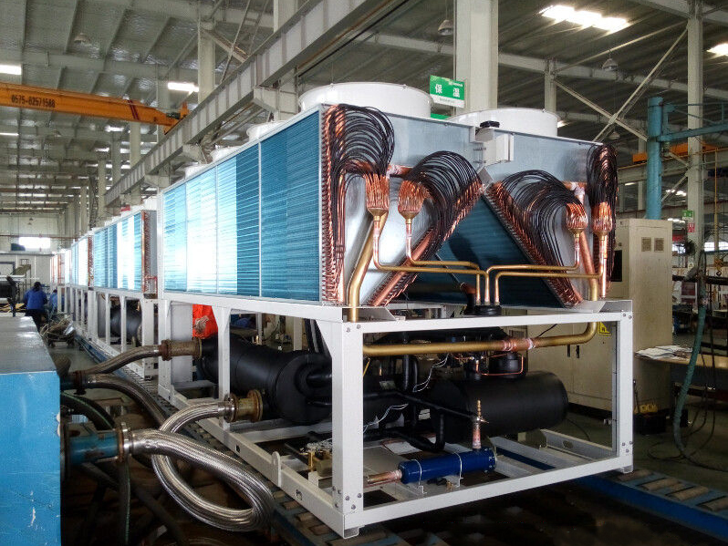 Air cooled screw chiller 700KW with heat pump